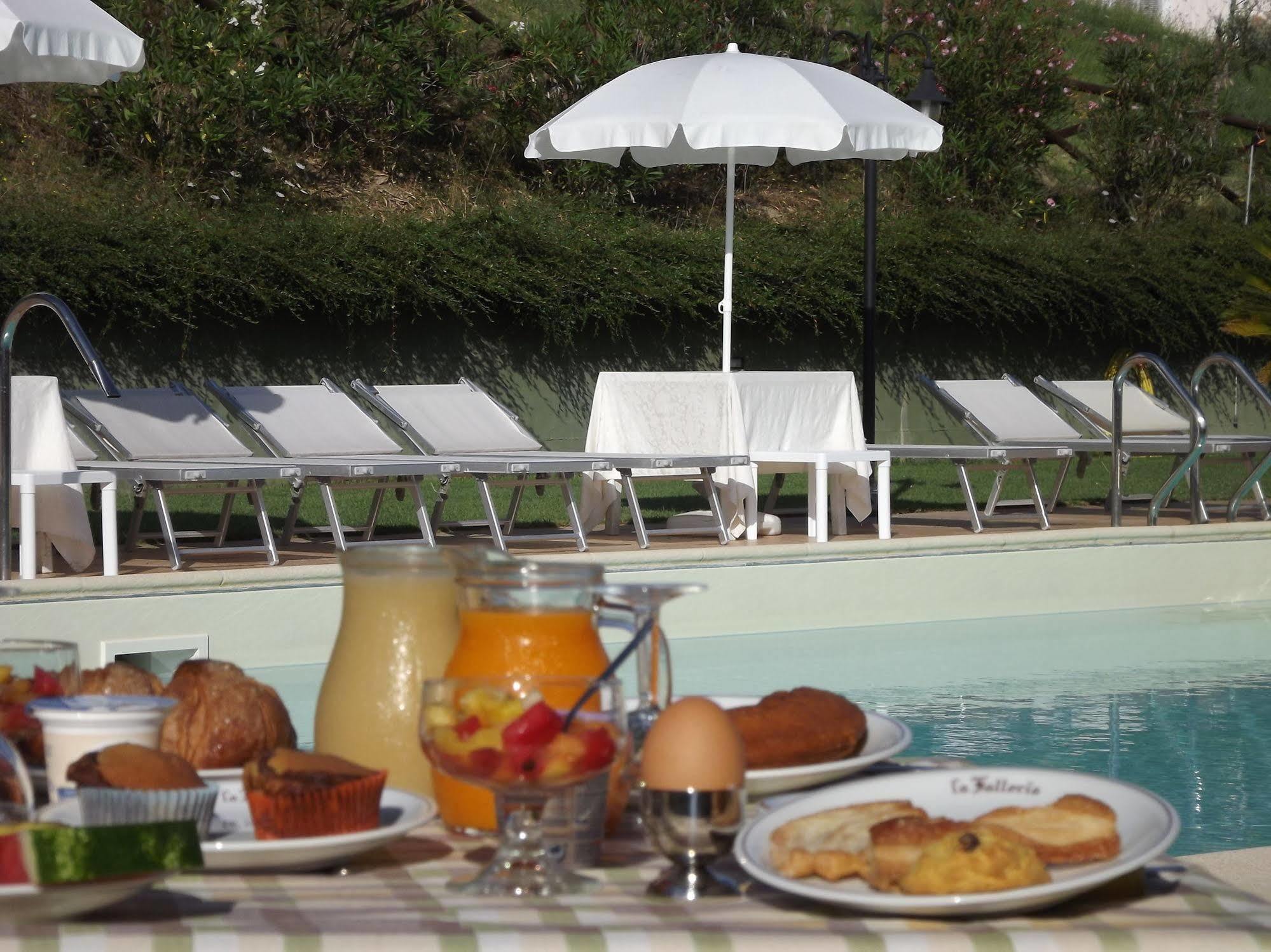 Hotel La Fattoria San Giovanni Di Baiano