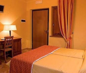 La Fattoria Hotel 3*